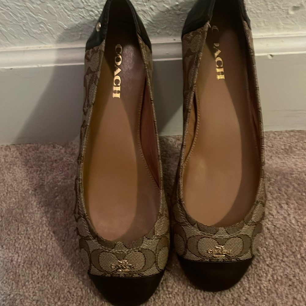 Coach ballet flats
